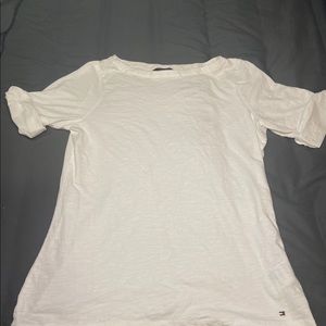 3/4 length sleeve. Off white color from Tommy Hilfiger